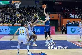 九游游戏中心-包含清晨山东泰山备战NBA常规赛，完成体检细节曝光，更衣室稳定，数据趋势出现新变化的词条