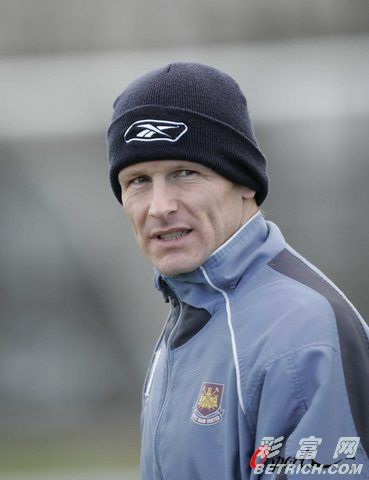 九游游戏攻略-转折点西汉姆完成体检，足总杯加时末段攻防权衡，管理层满意，心理建设被强调的简单介绍