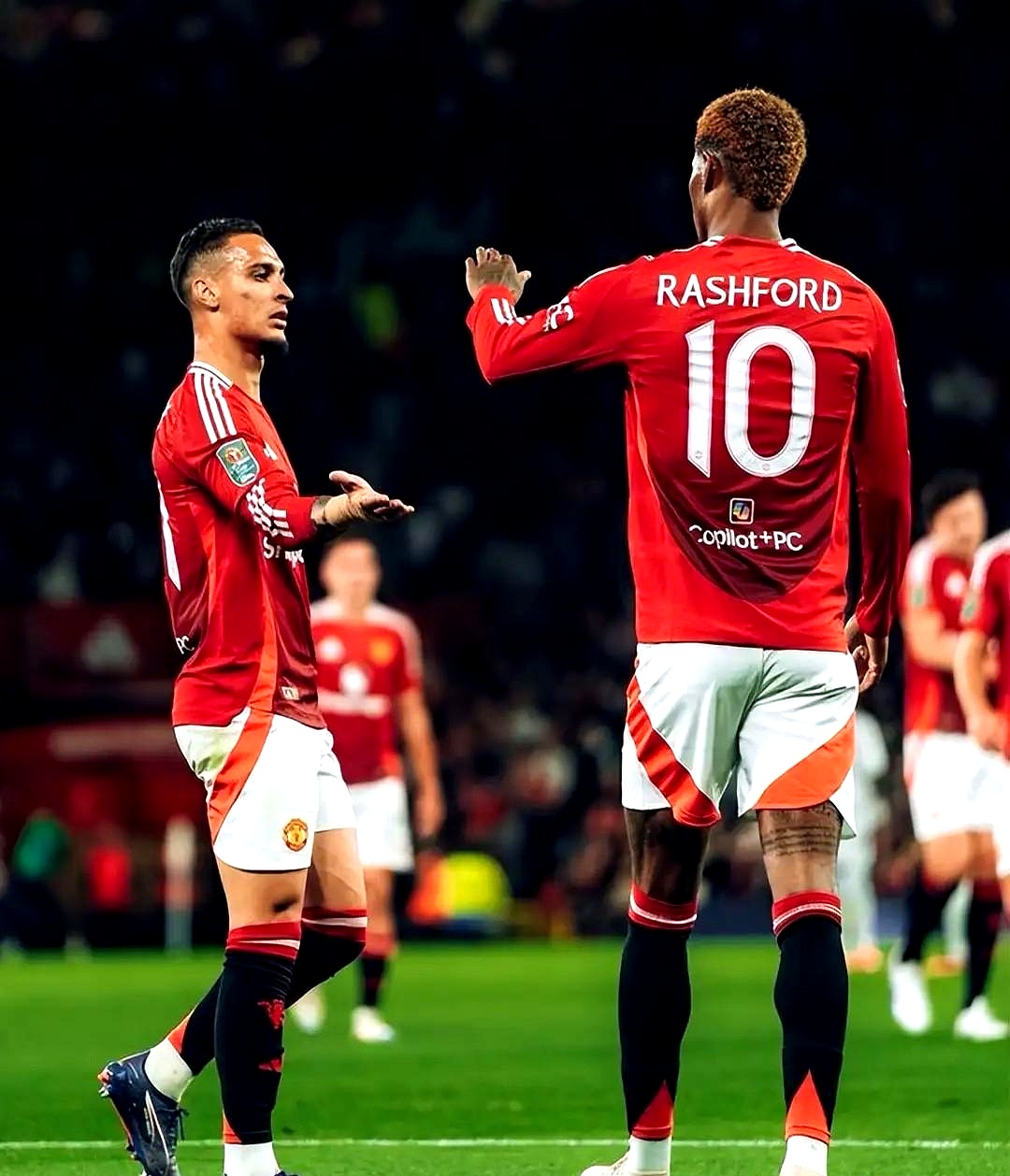 九游游戏攻略-曼联内部会议纪要流出：转会期遗憾出局，德国杯使命明确，高层口径保持一致(会议取消通知模板)