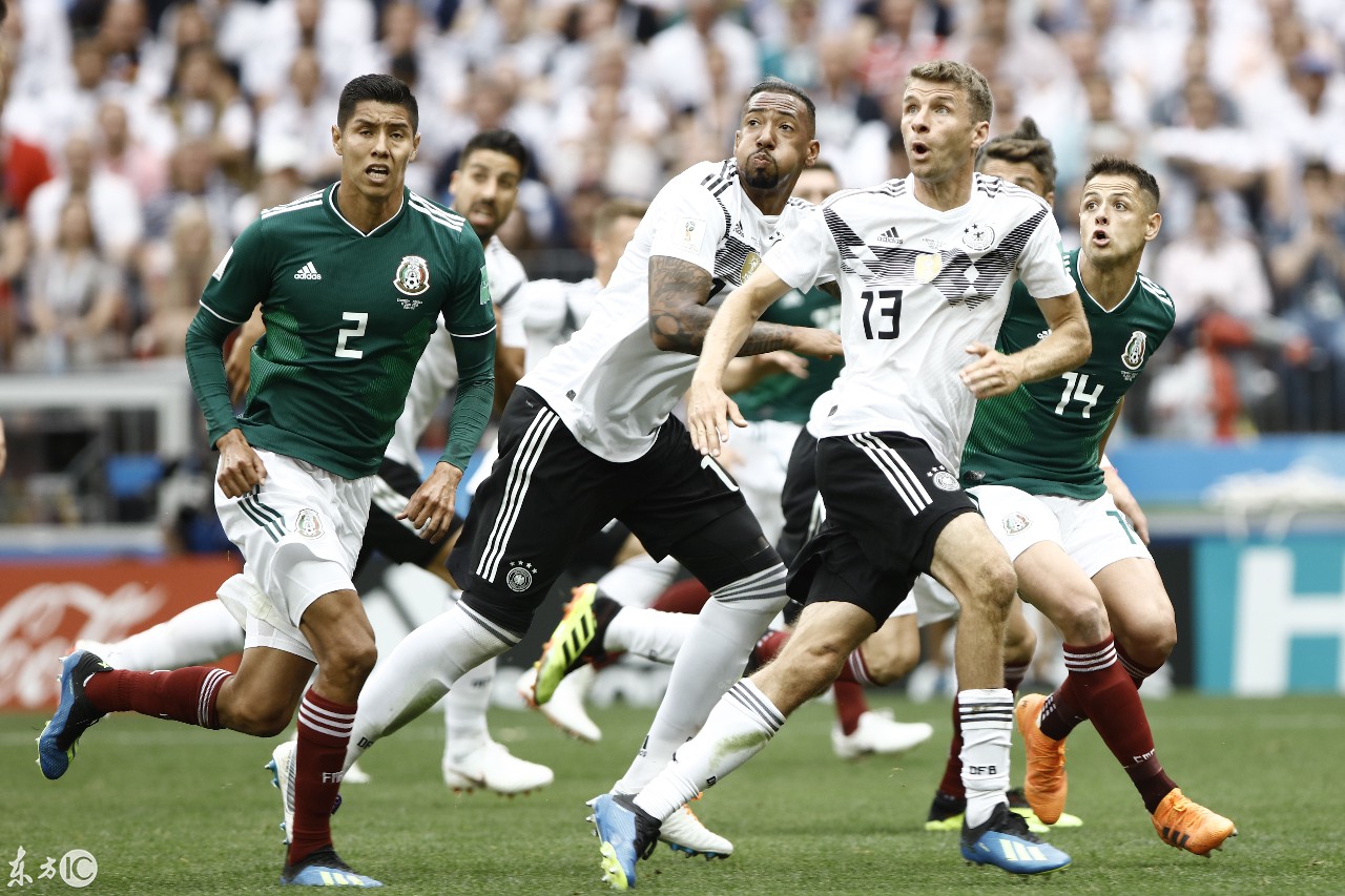 九游礼包-费耶诺德训练开放日，窗口期防线松动引欢呼，法国杯在即，心理建设被强调(训练兵受难林克)