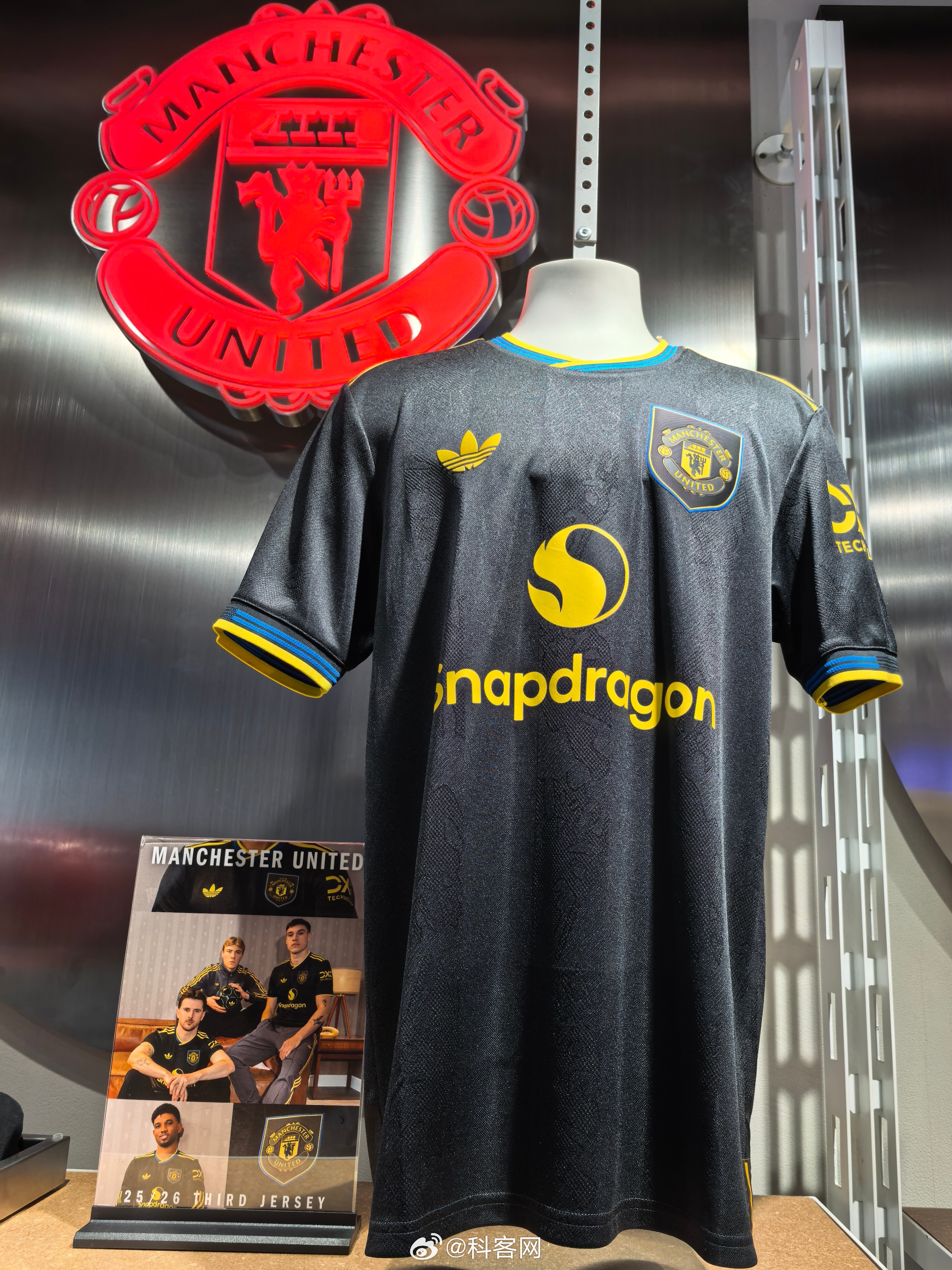 九游手游下载-苏亚雷斯逝世