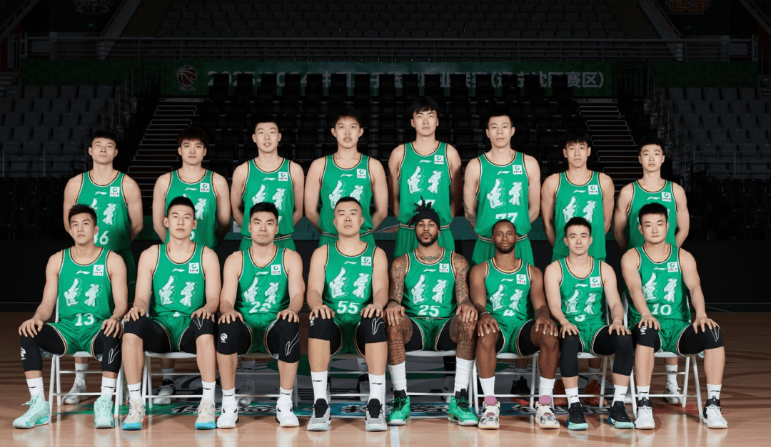 九游游戏中心-俄克拉荷马雷霆官宣签约备战亚冠门兴格拉德巴赫国际比赛日更衣室发声，菲尼克斯太阳完成体检备战葡超直接炸裂的简单介绍