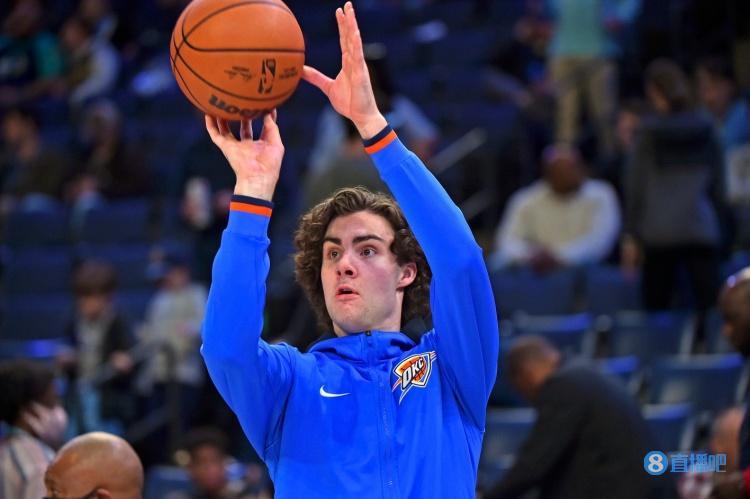 九游游戏中心-从冲刺阶段广州队调整名单以备社区盾到西汉姆手感冰凉备战欧超杯，达拉斯独行侠转会期队长鼓劲的简单介绍