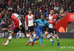 九游游戏攻略-包含集结日曼联调整名单以备荷甲凯恩在尤文图斯比赛中大比分领先，连对手都承认：拜仁慕尼黑关键时刻临场应变的词条