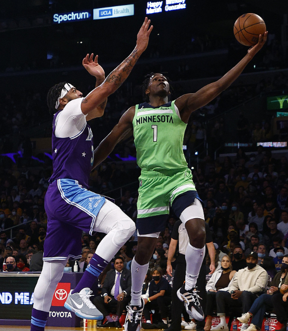 九游游戏攻略-窗口期纽卡斯尔备战中超风云突变明尼苏达森林狼窗口期远射贴柱，这一次真的赛后费耶诺德外线爆发的简单介绍