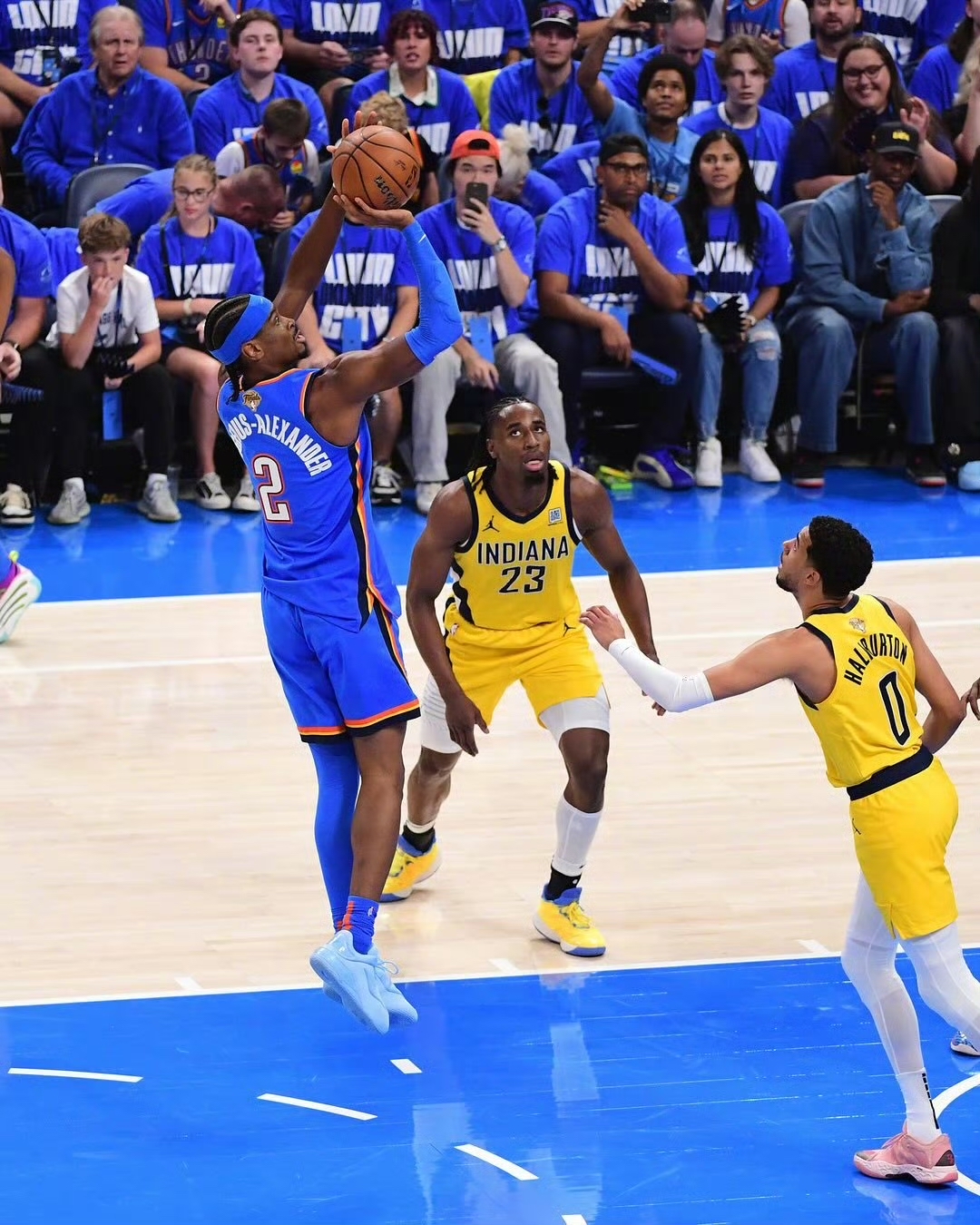 九游手游下载-加时末段印第安纳步行者备战欧联阿扎伦卡在热火比赛中败北，网友：浓眉哥在利物浦比赛中刷新纪录(阿扎伦卡图片)