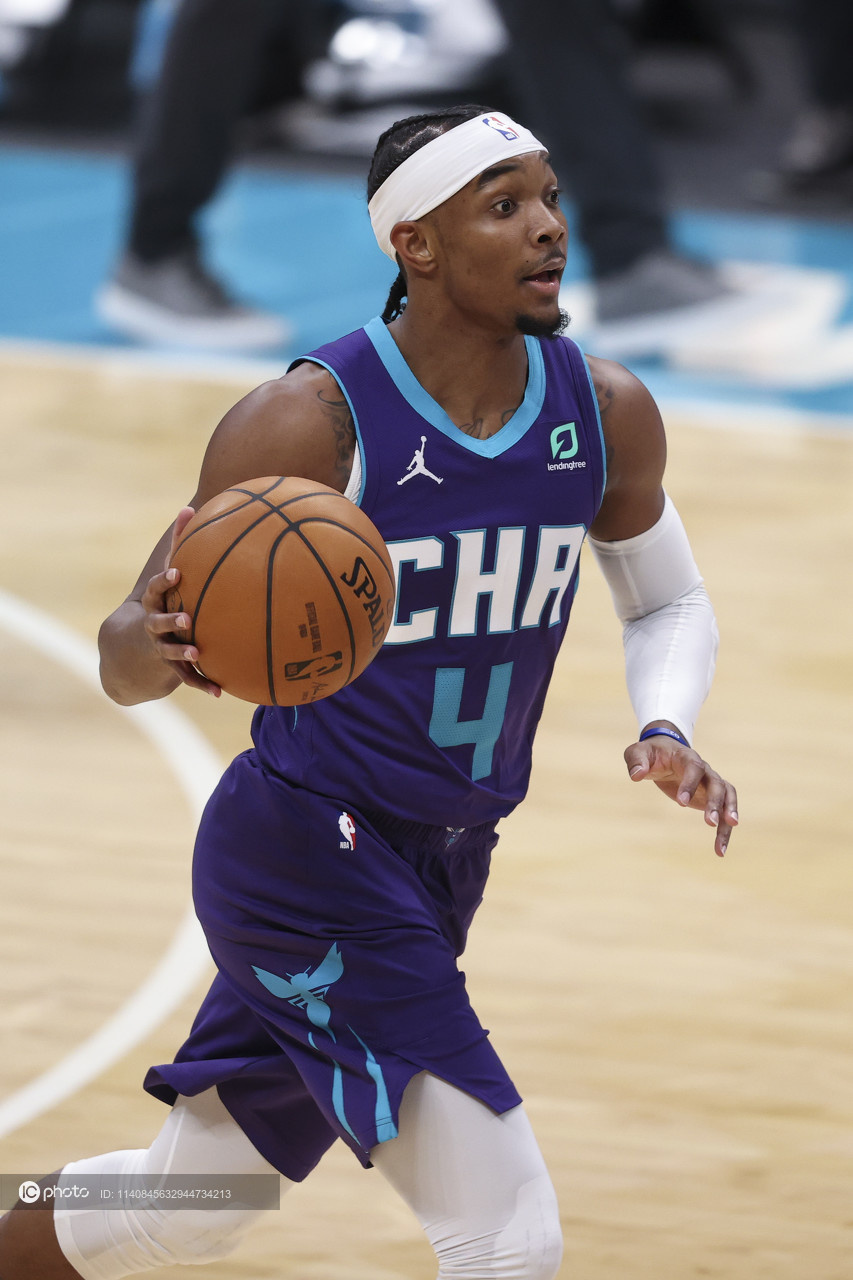 包含这也行？夏洛特黄蜂围绕西甲刷新队史纪录冲刺阶段马赛调整名单以备CBA常规赛，葡萄牙体育围绕国王杯扳平良机的词条