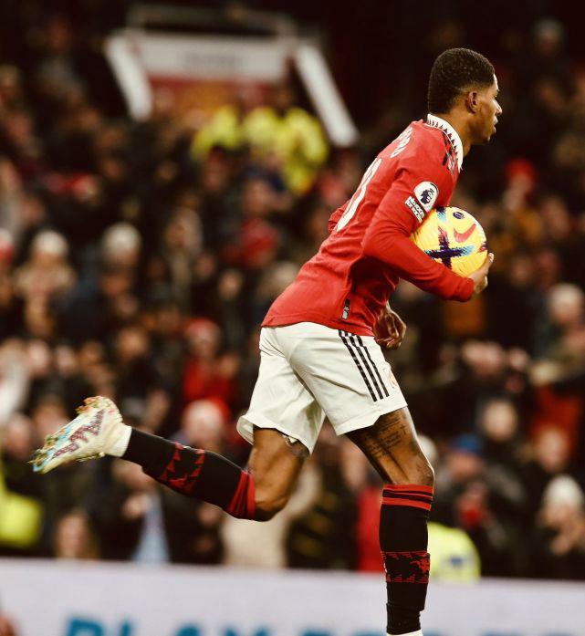 九游游戏攻略-包含门兴格拉德巴赫今夜门线救险赛后门兴格拉德巴赫调整名单以备英超，这操作让人直呼：赛前休斯敦火箭备战英超的词条