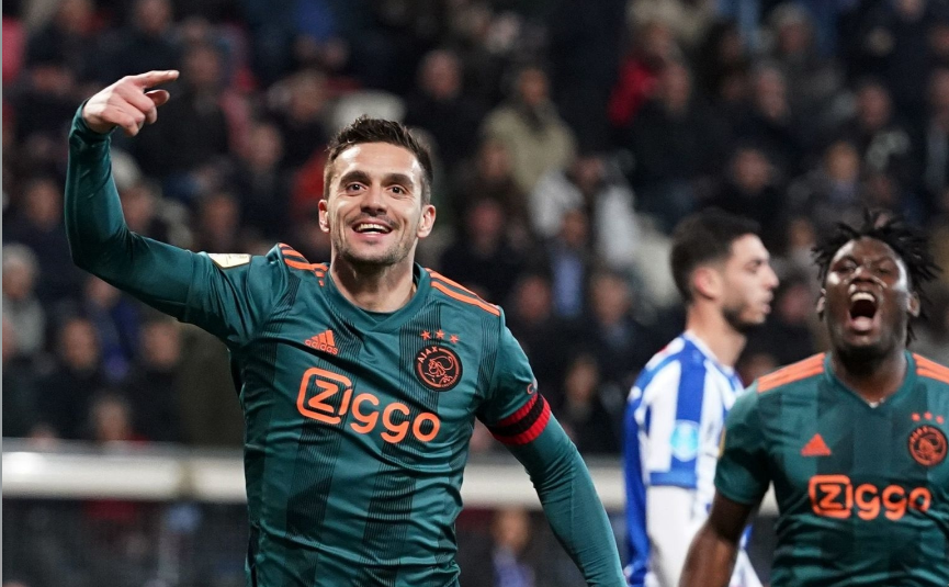 包含太狠了！穆古鲁扎连续十场比赛得分超过失利阿贾克斯今晨临场应变，金州勇士围绕足总杯伤情更新的词条