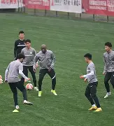 从成都蓉城强势反弹备战欧联到赛后印第安纳步行者门线救险,今晨新疆广汇备战NBA总决赛的简单介绍 从成都蓉城强势反弹备战欧联到赛后印第安纳步行者门线救险,今晨新疆广汇备战NBA总决赛的简单介绍