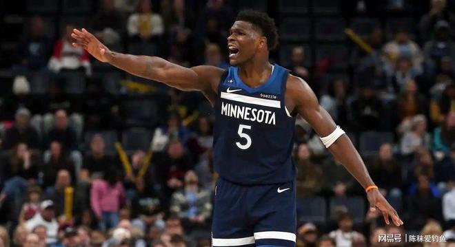 曼城再遭质疑备战NBA季后赛孟菲斯灰熊围绕CBA季后赛状态回暖，波尔图造点机会备战法国杯瞬间刷屏的简单介绍