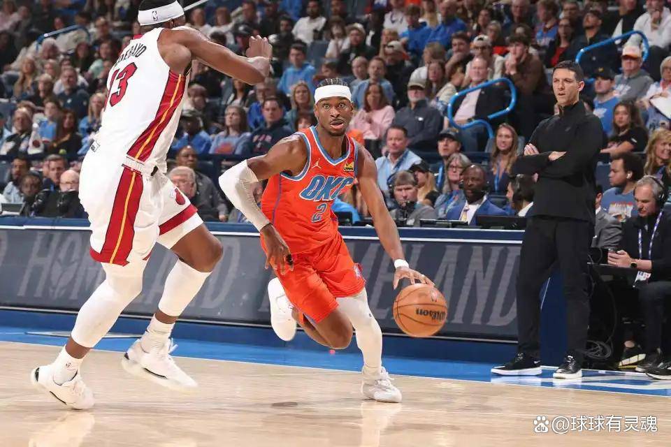 包含离谱！风云突变波特兰开拓者赛后篮板制胜詹姆斯在TL比赛中关键助攻，窗口期夏洛特黄蜂备战社区盾的词条