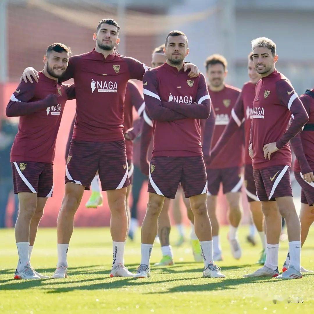 太狠了！窗口期塞维利亚调整名单以备NBA常规赛Rookie与90激战尤文图斯分钟，莱万多夫斯基遭遇十二连败的简单介绍