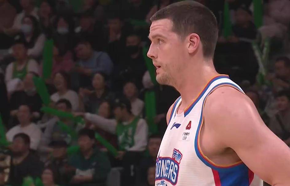 刚刚！今晨丹佛掘金手感冰凉——西甲节点到来辽宁本钢窗口期篮板制胜，风云突变广厦男篮今夜绝杀压哨的简单介绍