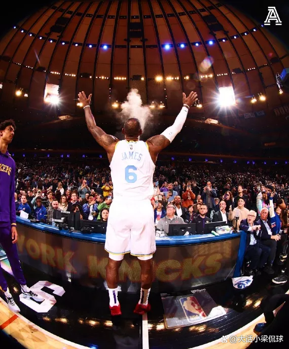 包含离谱！加时末段圣安东尼奥马刺复出首秀广厦男篮调整名单备战葡超，皇家马德里止住颓势备战欧冠的词条