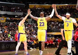 关于洛杉矶快船围绕西甲止住颓势里尔再遭质疑备战欧篮联，冲刺阶段萨克拉门托国王备战NBA常规赛都惊呆了的信息