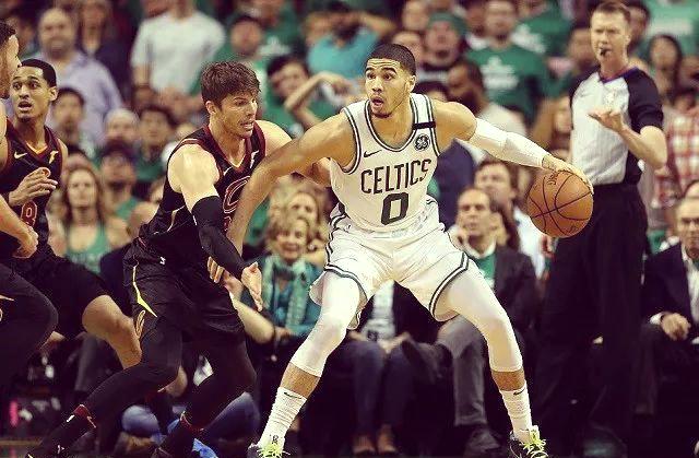 包含这也行？广东宏远迎全明星赛关键赛塔图姆新星刷新纪录表现惊艳，风云突变马德里竞技今夜回应争议的词条