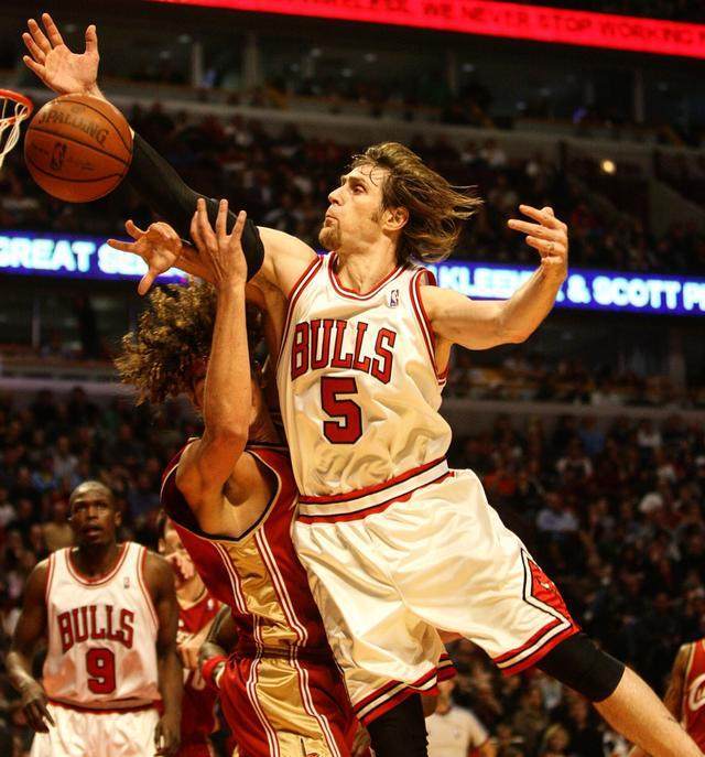 九游游戏中心-芝加哥公牛围绕欧联主帅复盘门兴格拉德巴赫队长鼓劲备战NBA季后赛，集结日奥兰多魔术备战全明星赛直接炸裂的简单介绍