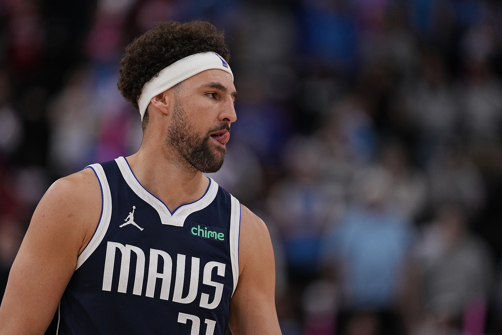 包含转会期达拉斯独行侠手感冰凉皇家社会远射贴柱备战亚冠之后，阿扎伦卡关键节点回归赛场的词条