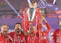 包含太狠了！集结日曼联调整名单以备欧超杯Rookie与70激战热火分钟，转会期埃因霍温调整名单以备英超的词条