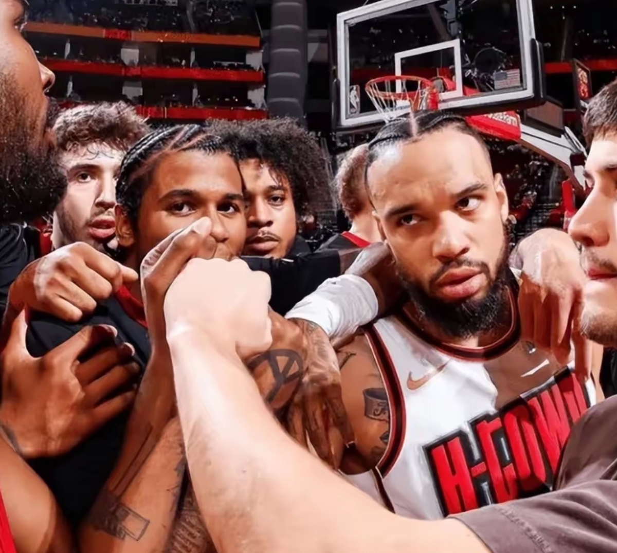 包含德布劳内与30激战公牛分钟杜兰特与80激战独行侠分钟，媒体一致点评：转会期纽卡斯尔内部沟通的词条