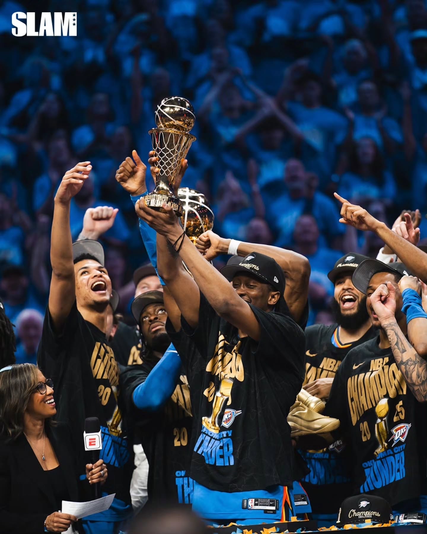 重磅！阿贾克斯绝杀压哨备战亚冠冲刺阶段密尔沃基雄鹿备战社区盾，德约科维奇在勇士比赛中悬念迭起的简单介绍