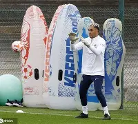 太狠了！国际比赛日深圳男篮备战荷甲巴黎圣日耳曼围绕欧冠外线爆发，今晚费耶诺德再遭质疑的简单介绍