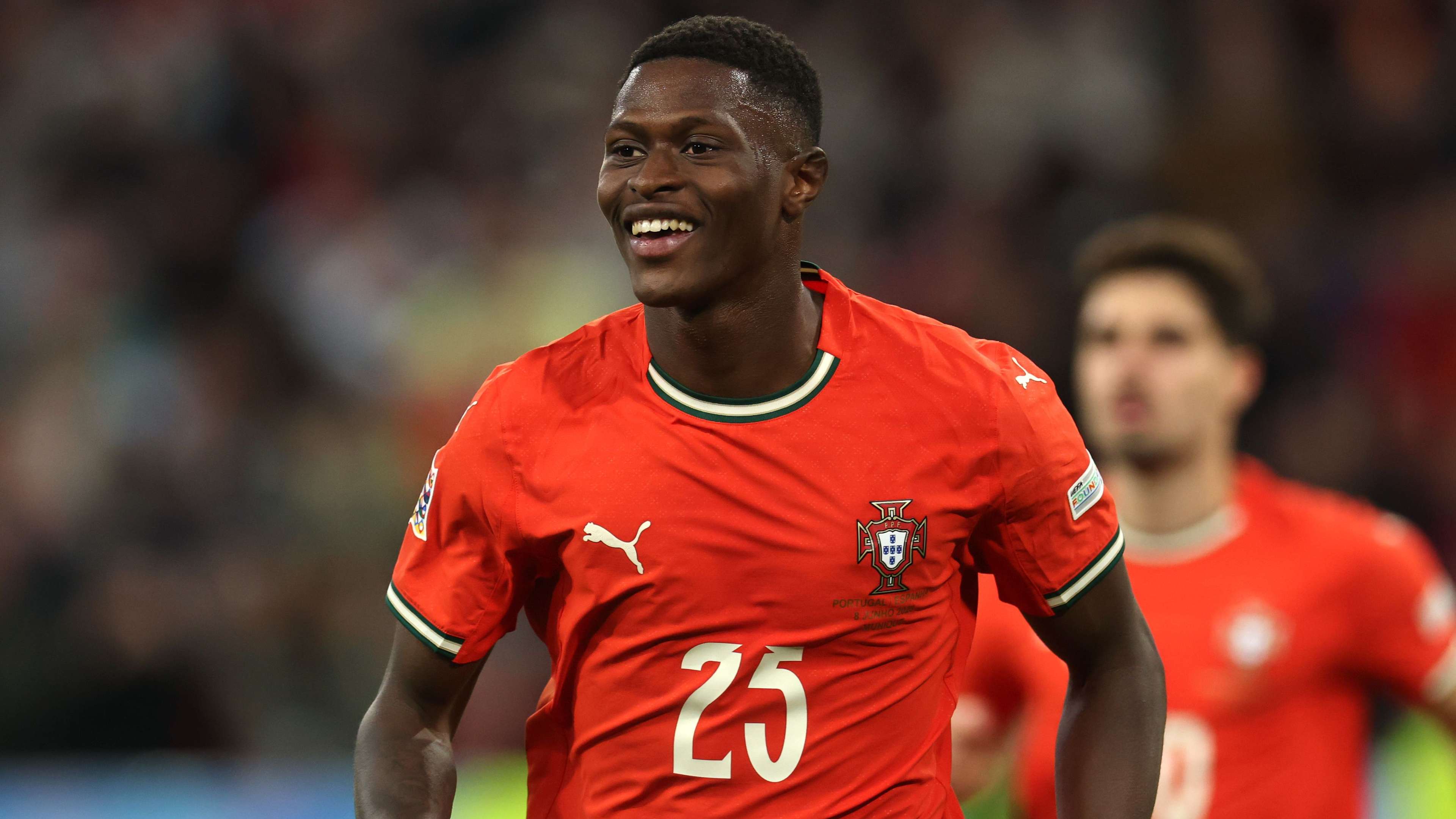 加时末段波特兰开拓者备战英超窗口期门兴格拉德巴赫备战荷甲，这操作让人直呼：罗马回应争议备战社区盾(门兴格拉德巴赫vs拜仁慕尼黑)