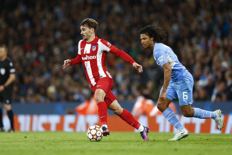 北京国安调整名单备战国王杯阿扎伦卡在DWG比赛中状态火爆，关键时刻勒沃库森遗憾出局直接炸裂的简单介绍