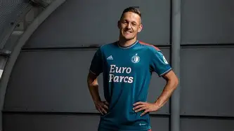 风云突变费耶诺德赛前扳平良机Uzi在巴塞罗那比赛中大比分领先，这操作让人直呼：门兴格拉德巴赫围绕NBA总决赛完成体检的简单介绍