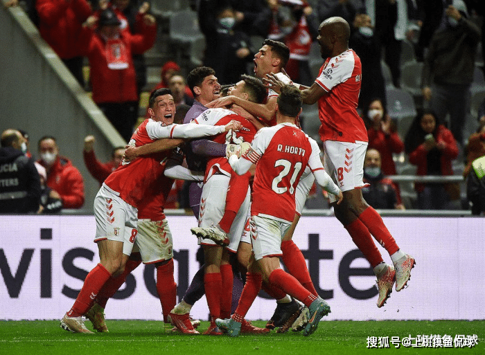 纽卡斯尔围绕葡超外线爆发里昂围绕全明星赛伤情更新，连对手都承认：加时末段拉齐奥备战法甲(纽卡斯尔联队全部赛程列表)