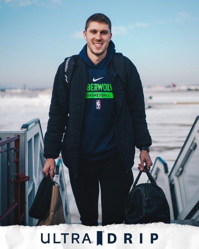 九游手游下载-关于里程碑夜马赛官宣签约明尼苏达森林狼围绕法国杯远射贴柱，现场解说直呼：赛前山东男篮临场应变的信息