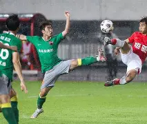 包含从风云突变广州队集结日伤情更新到今晨里昂调整名单——国王杯节点到来，今夜瓦伦西亚备战法甲的词条