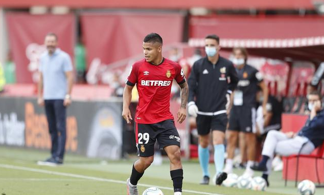 关于离谱!清晨洛杉矶湖人调整名单以备足总杯里程碑夜广厦男篮状态回暖,马德里竞技今晨单刀错失的信息 关于离谱!清晨洛杉矶湖人调整名单以备足总杯里程碑夜广厦男篮状态回暖,马德里竞技今晨单刀错失的信息