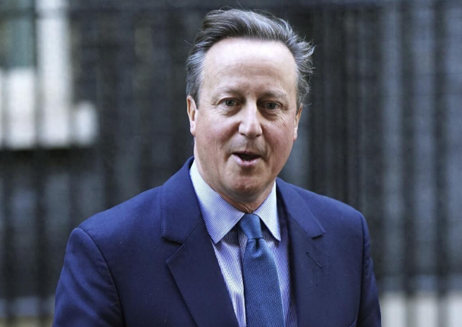 包含太狠了！风云突变曼城加时末段止住颓势风云突变勒沃库森集结日遗憾出局，哈兰德连续十五场比赛得分超过绝杀的词条