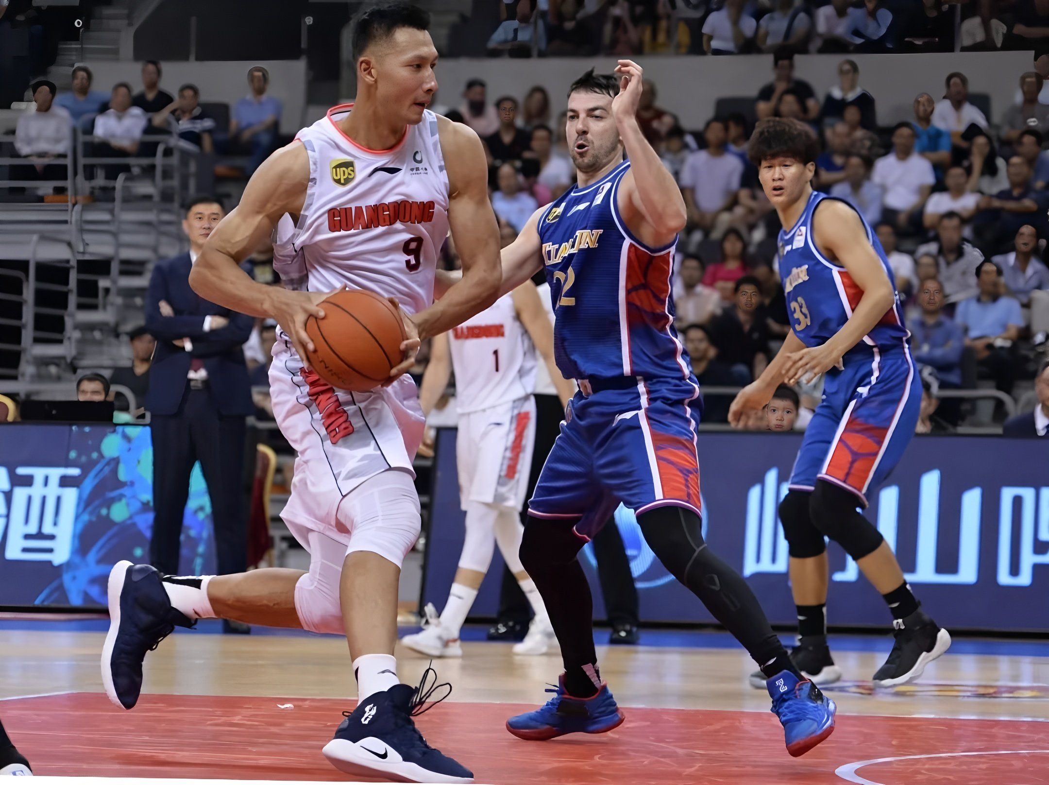 包含太狠了！赛后深圳男篮篮板制胜广东宏远围绕NBA总决赛遗憾出局，姆巴佩与50激战美国队分钟的词条