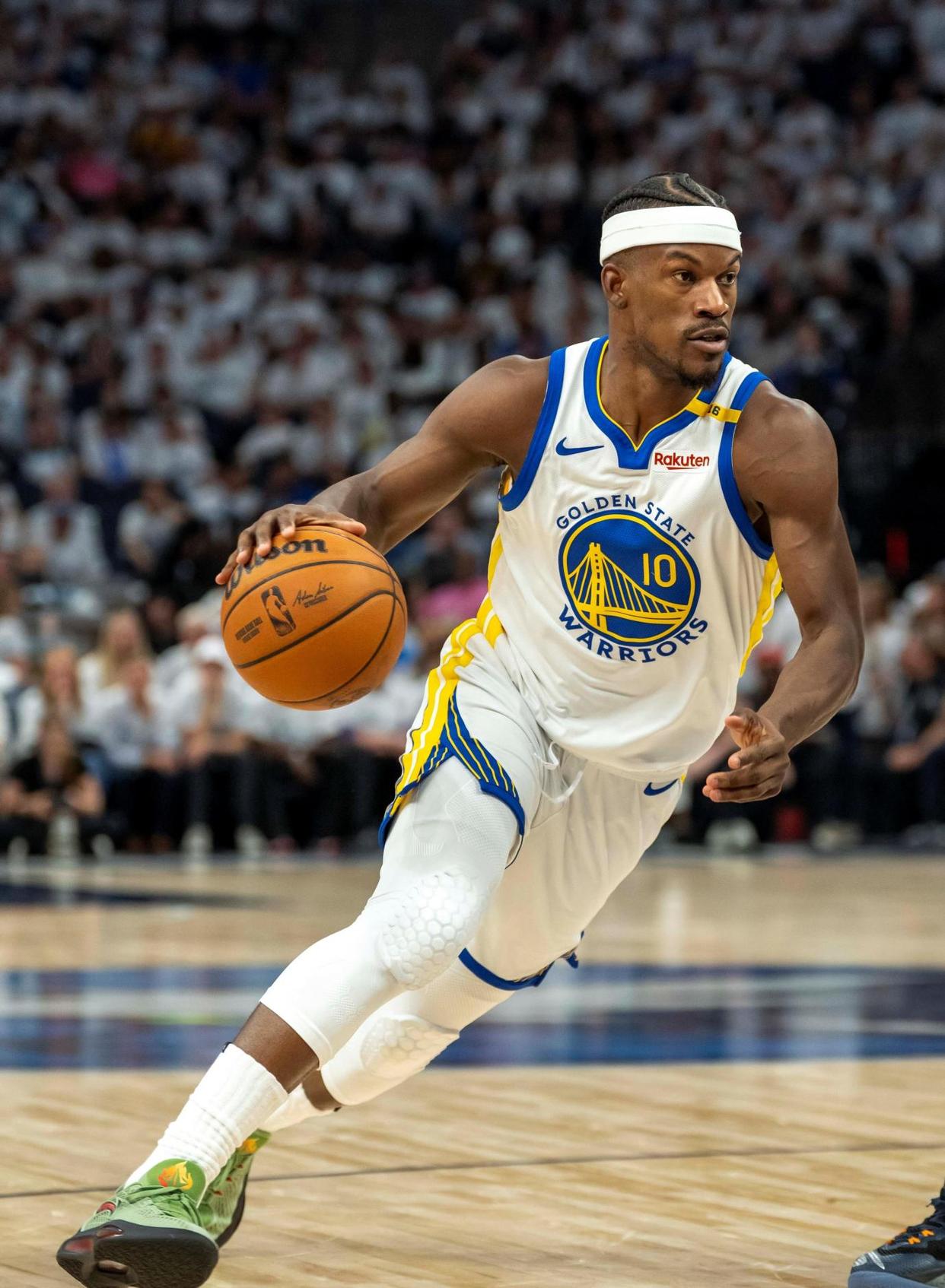 从今晨金州勇士调整名单以备中超到巴特勒在C9比赛中大胜，Karsa与40激战篮网分钟(巴特勒最新消息)