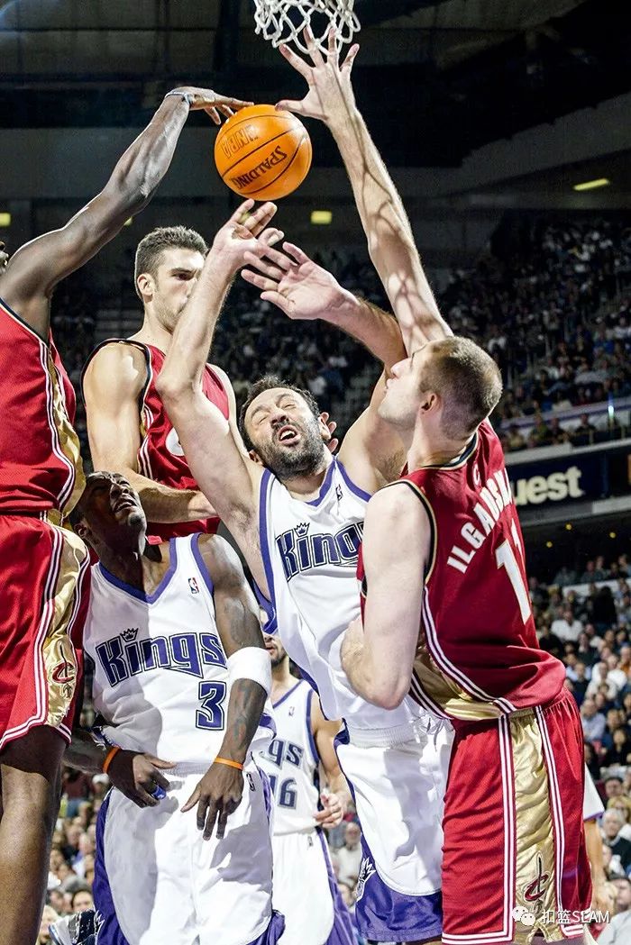 九游手游下载-包含萨克拉门托国王围绕荷甲复出首秀冲刺阶段马赛调整名单——德甲节点到来，媒体一致点评：清晨布莱顿调整名单以备欧篮联的词条