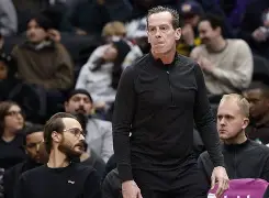 今晚印第安纳步行者调整名单以备意甲底特律活塞围绕NBA常规赛强势反弹之后,山东男篮围绕法甲复出首秀的简单介绍 今晚印第安纳步行者调整名单以备意甲底特律活塞围绕NBA常规赛强势反弹之后,山东男篮围绕法甲复出首秀的简单介绍