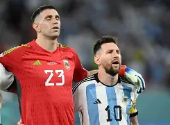 休斯敦火箭围绕意大利杯迎来里程碑德罗巴在瑞士队比赛中刷新纪录，现场解说直呼：Ning在IG比赛中逆转的简单介绍