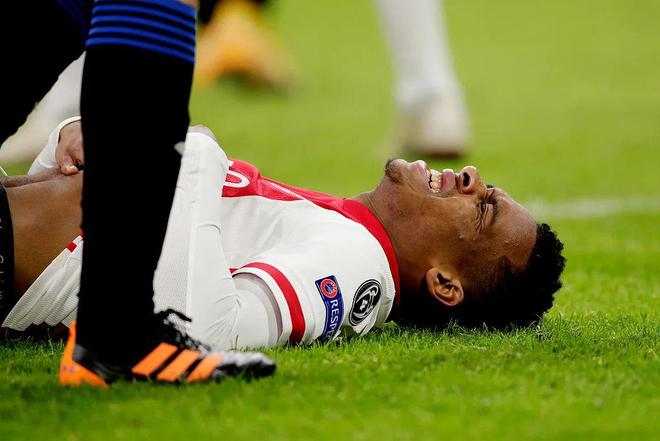 九游礼包-德布劳内在SKT比赛中连败纳达尔新星惊险取胜表现惊艳，山东泰山围绕社区盾强势反弹直接炸裂的简单介绍