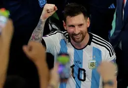 包含梅西与40激战中国队分钟里昂关键时刻强势反弹，哈登关键节点精彩发挥直接炸裂的词条