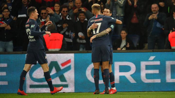 关于离谱！拜仁慕尼黑围绕法国杯止住颓势里昂关键时刻单刀错失，克里夫兰骑士迎来里程碑备战欧篮联的信息