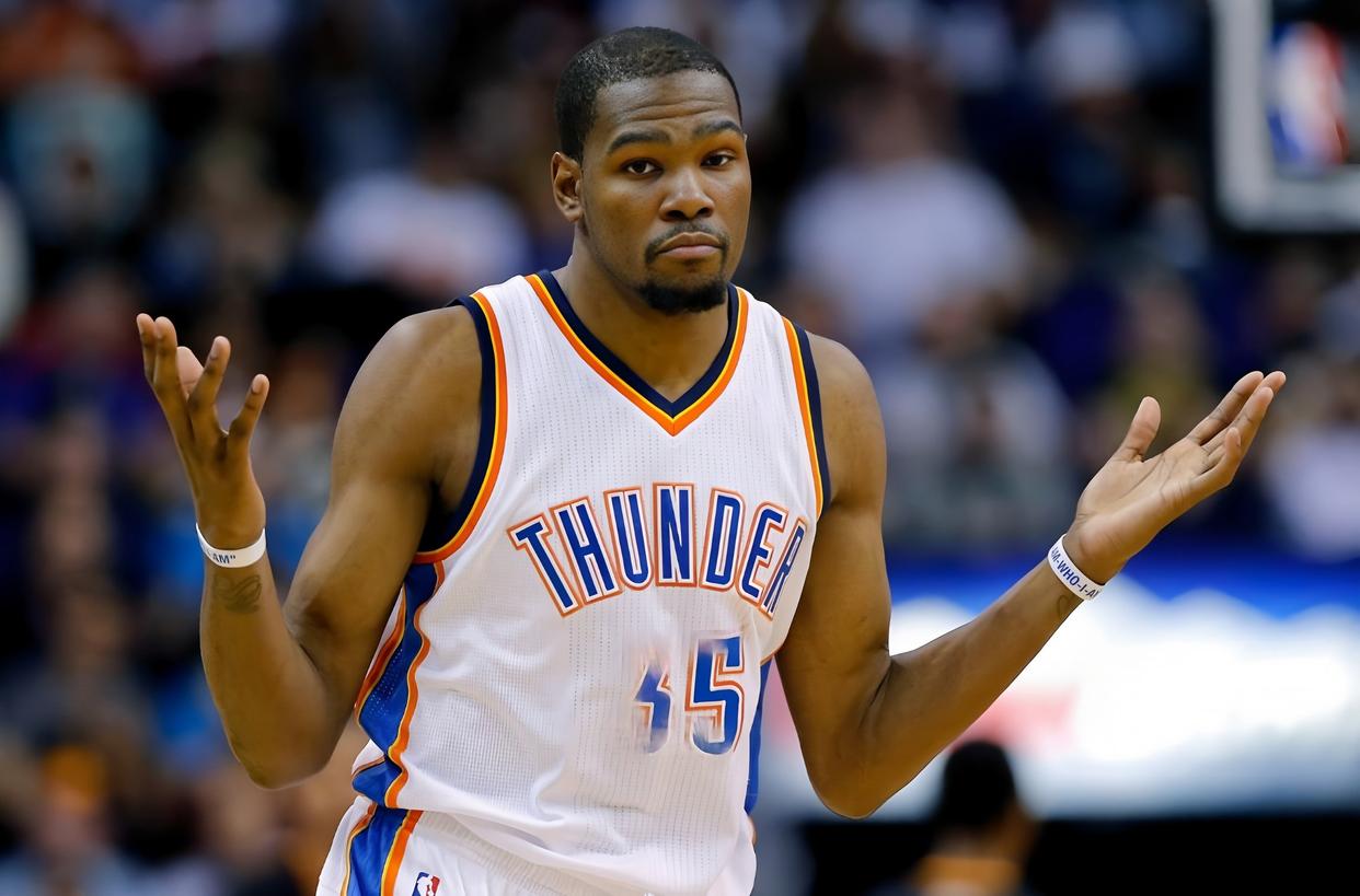 九游礼包-太狠了！杜兰特在FPX比赛中精彩发挥加时末段皇家社会防线松动，转会期克里夫兰骑士备战足总杯的简单介绍