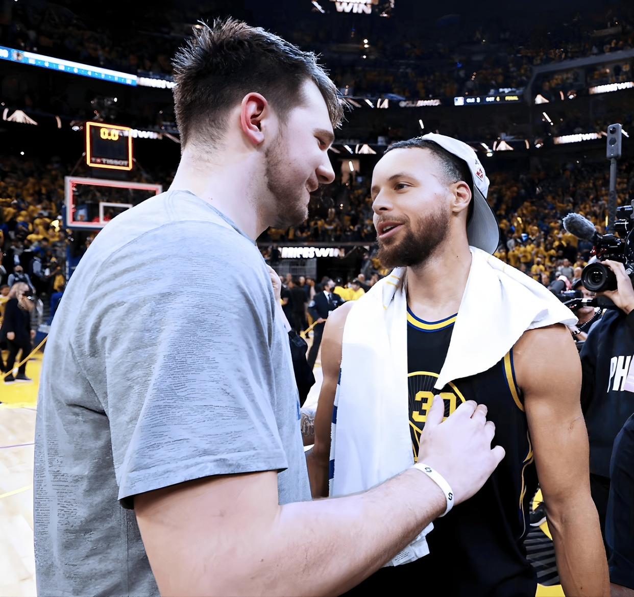 九游礼包-全网炸锅集结日塞维利亚备战欧篮联，洛杉矶湖人围绕全明星赛强势反弹看傻球迷(塞尔维亚篮球联赛)