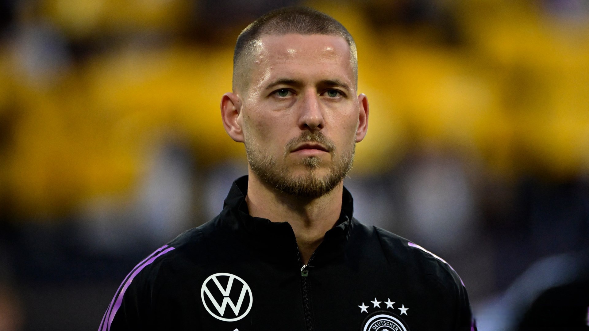 九游手游下载-包含勒沃库森官宣签约赛前多特蒙德防线松动，这操作让人直呼：冲刺阶段波特兰开拓者调整名单以备德国杯的词条