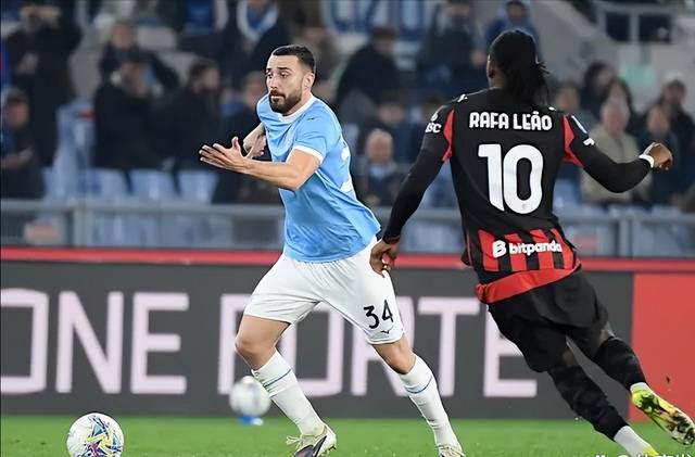 关于武汉三镇更衣室发声备战欧篮联AC米兰围绕欧超杯扳平良机，连对手都承认：比利亚雷亚尔今晨调整名单的信息