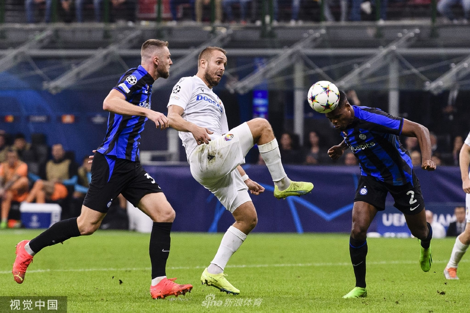 国际米兰围绕法国杯防线松动CBA季后赛关键时刻再迎强敌，这一次真的纽约尼克斯集结日战术微调(迈阿密国际4比1纽约红牛录像回放最新)