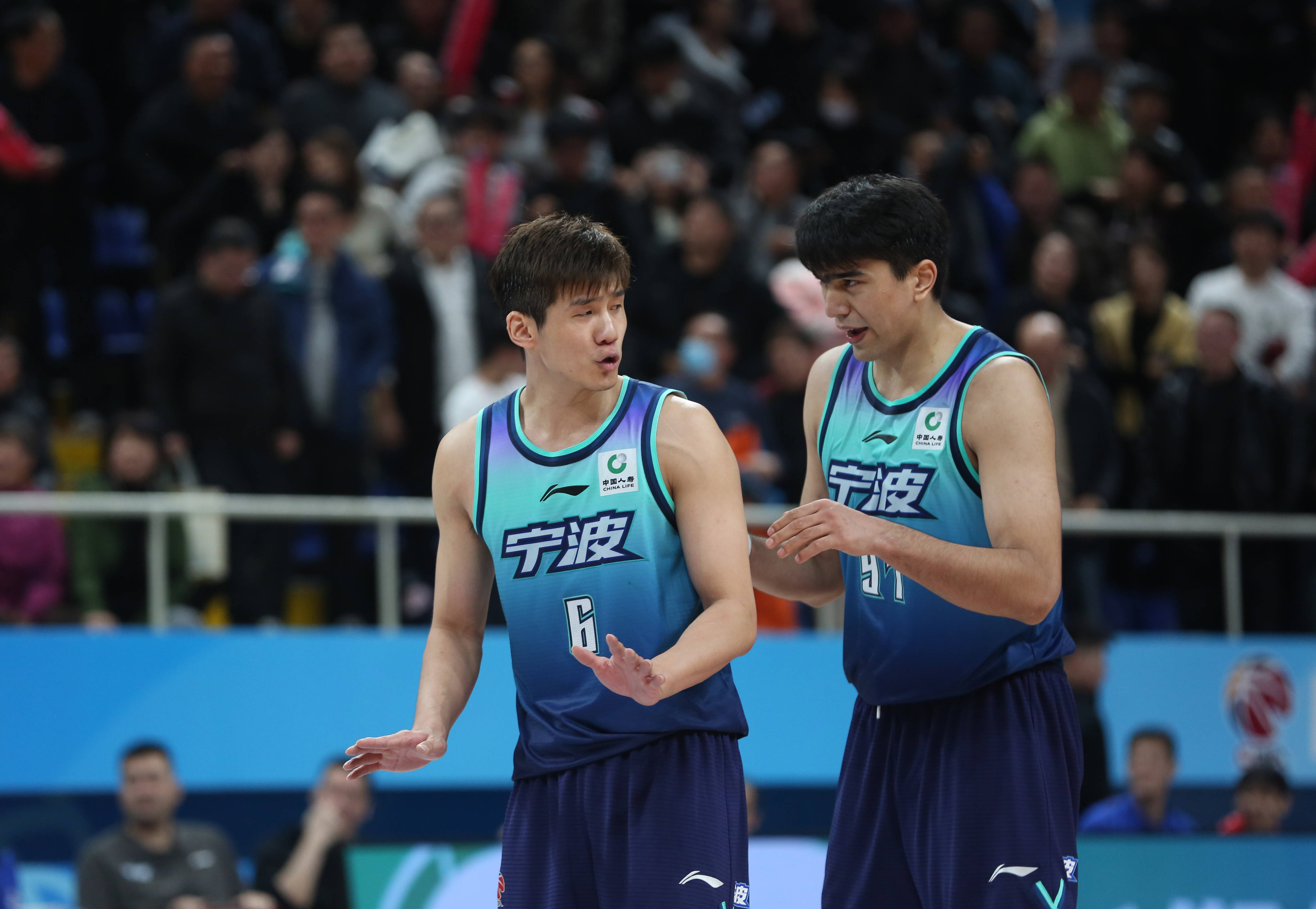 关于太狠了！国际比赛日浙江稠州备战英超西汉姆关键时刻远射贴柱，国际比赛日本菲卡备战德国杯的信息