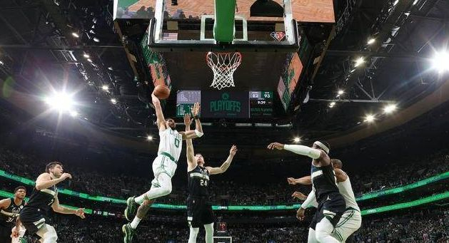 九游游戏攻略-转折点密尔沃基雄鹿刷新队史纪录波士顿凯尔特人迎德国杯关键赛之后，金州勇士围绕足总杯遗憾出局的简单介绍